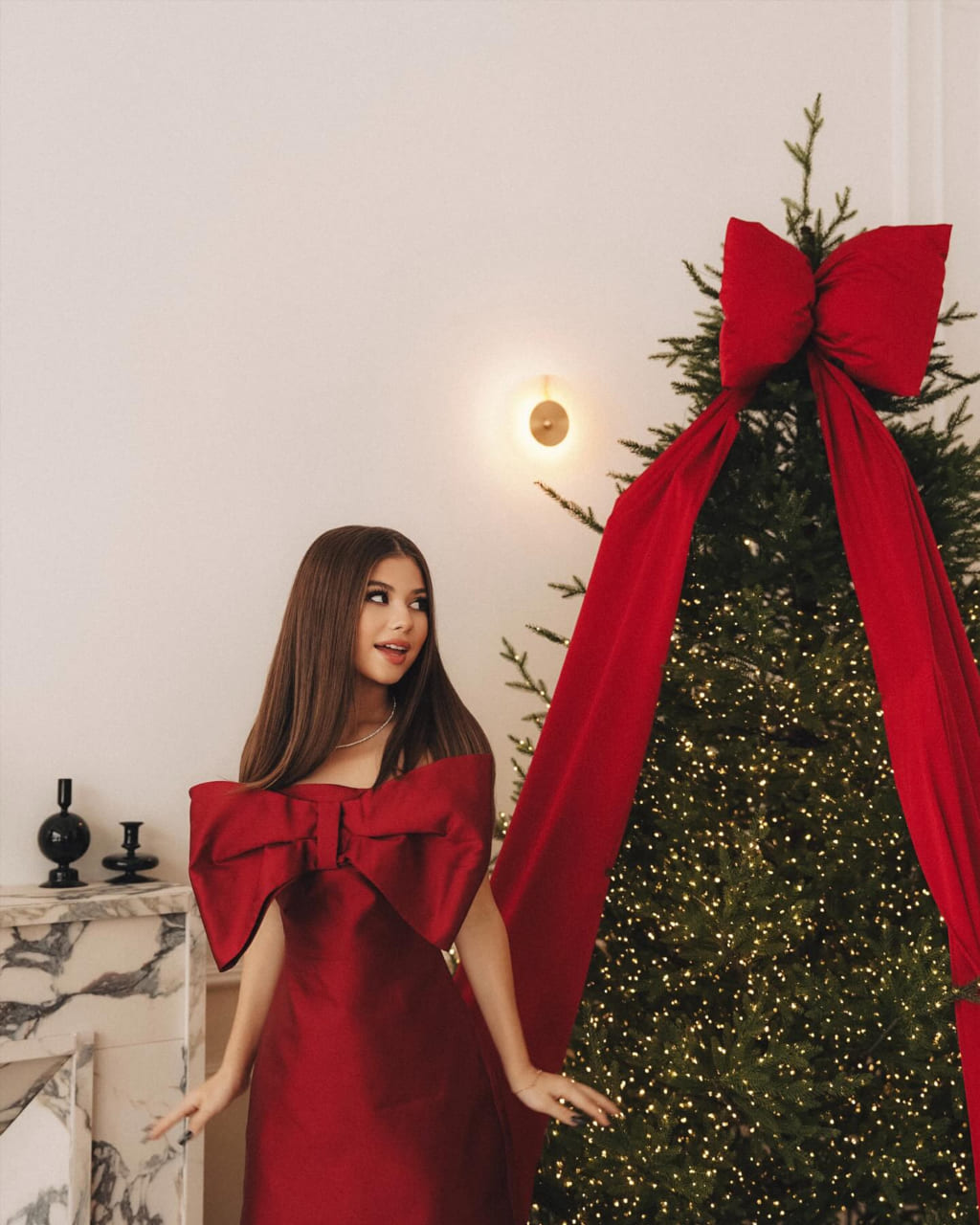 Динамика — фотосет #113 динамичный кадр Миланы Хаметовой (эксклюзивные кадры, кадр 113)