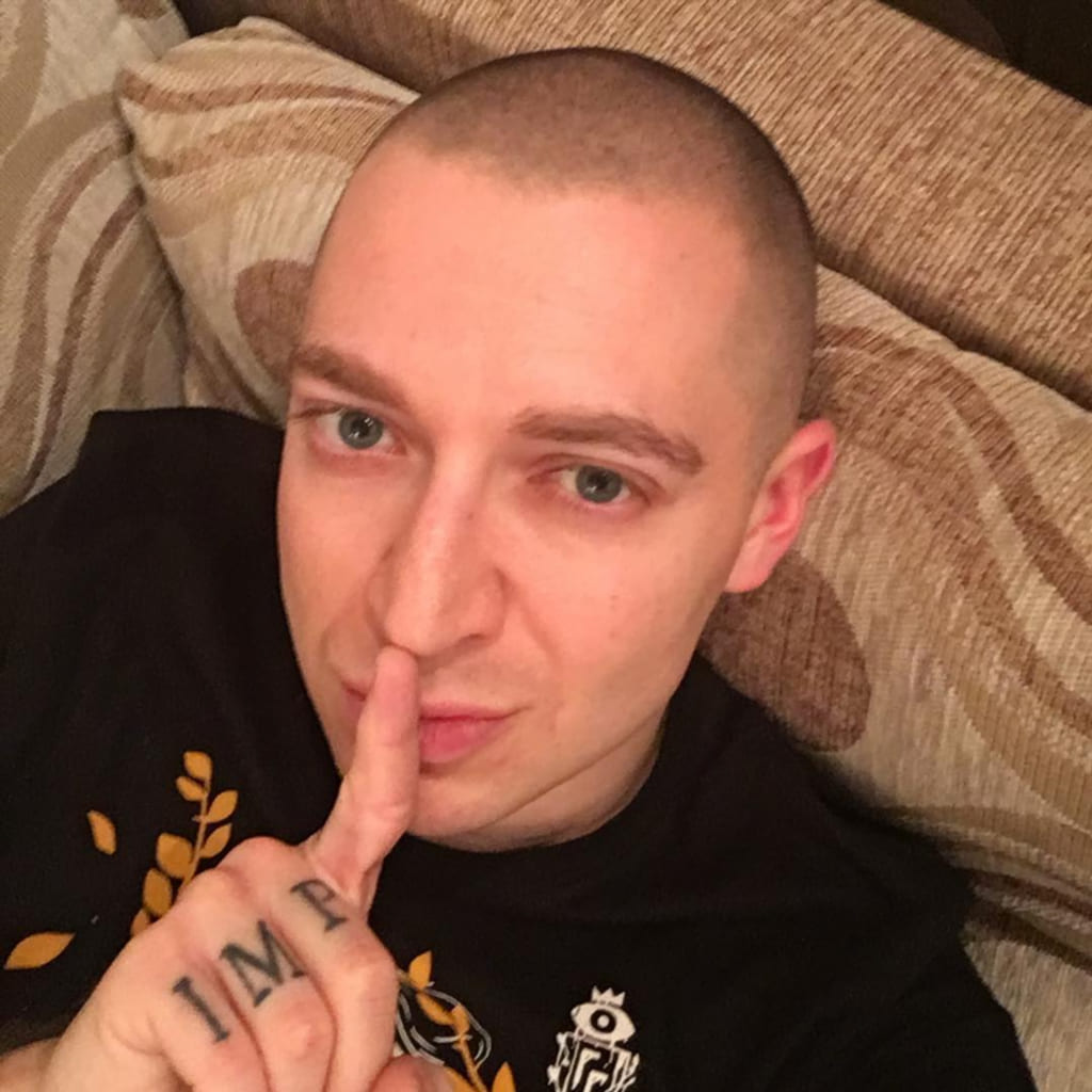 Откровенно откровенный образ Oxxxymiron
