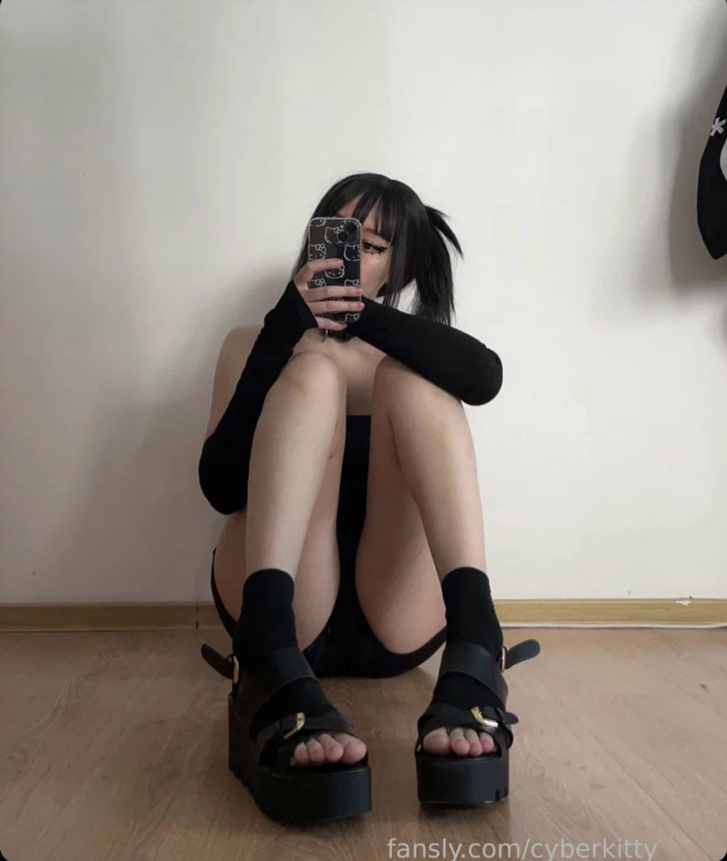 Финал сета — фотосет #110 финал фотосессии Cyber Kitty (эксклюзивные кадры, кадр 110)