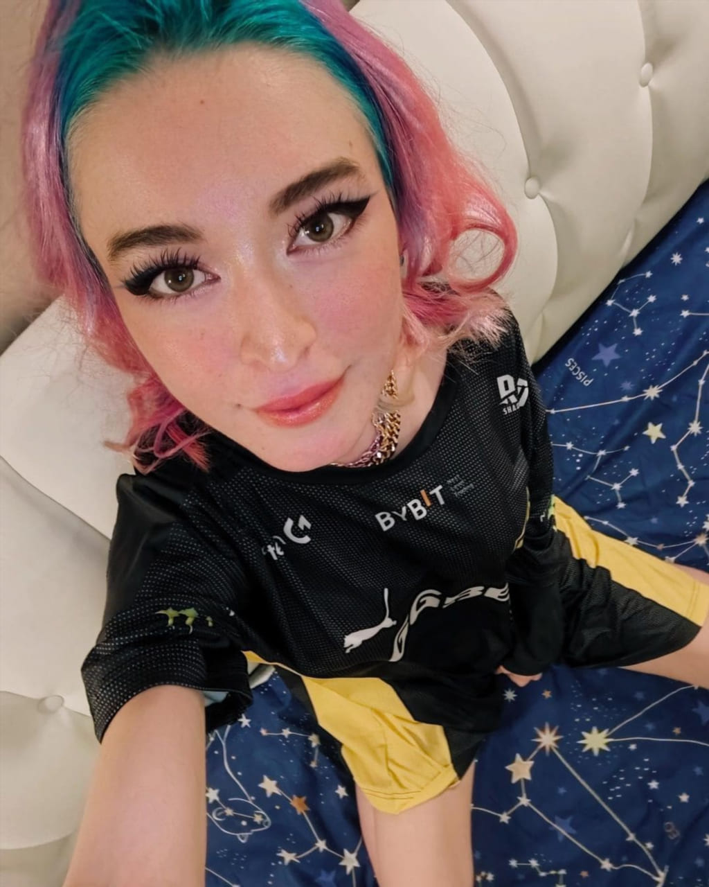 Дерзкий стиль — кадр из сета #58 Liqueen Maniac Alisa в дерзком стиле (в высоком качестве, кадр 58)